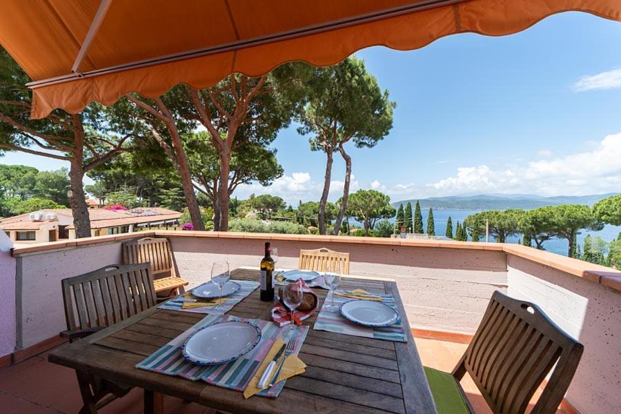 Residence Le Grazie Est Capoliveri  Exterior photo